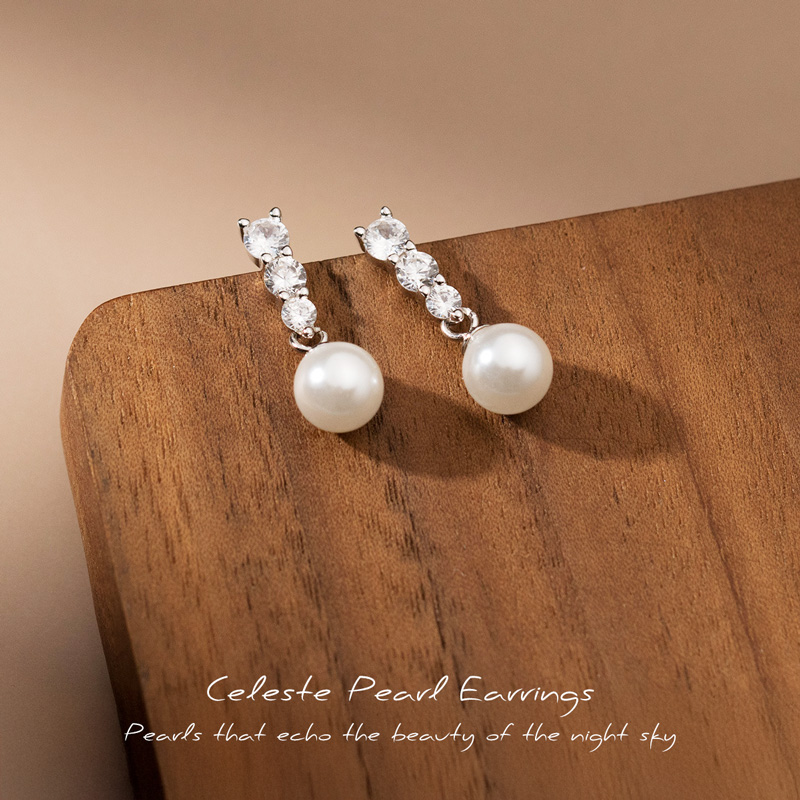 Celeste Pearl Earrings